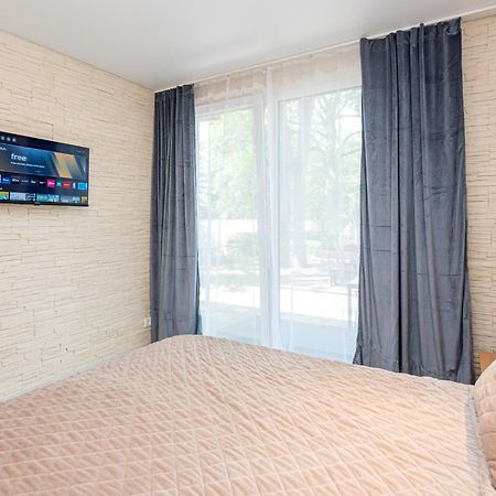 Palanga 777 Hotel Bagian luar foto