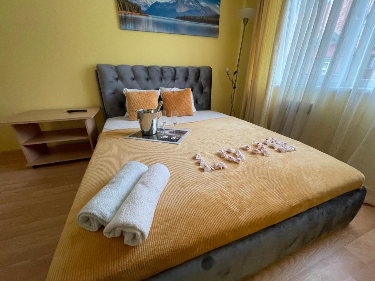 Palanga 777 Hotel Bagian luar foto