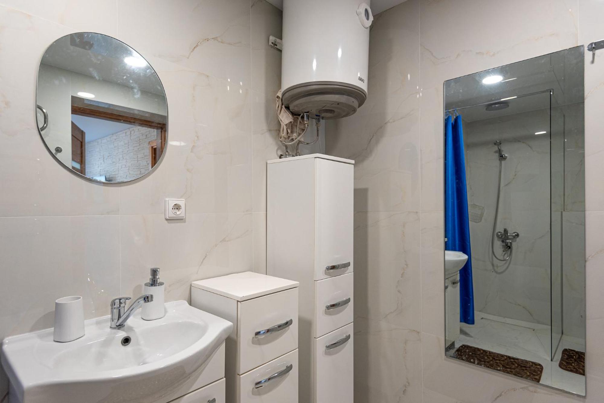 Palanga 777 Hotel Bagian luar foto